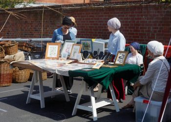 Muslim Bradford Luncurkan Pasar Bebas untuk Bantu Ekonomi Warga