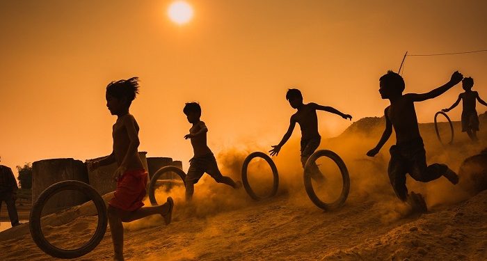 Hubungan Keluarga yang Bahagia dengan Perkembangan Anak