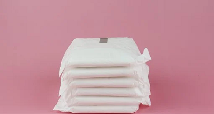 Alasan Dokter Tidak Sarankan Pakai Pembalut Herbal dengan Deodoran atau Pewangi