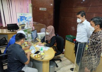 Melayani dan Menyapa Nasabah di Hari Pelanggan Nasional