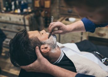 6 Cara Cegah Terluka Usai Bercukur