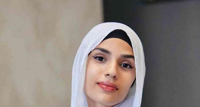 Muslimah Berhijab Maju Sebagai Calon Termuda untuk Dewan Kota Roma