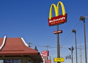 McDonald's Mulai Perkenalkan Burger Vegan McPlant di Inggris dan Irlandia