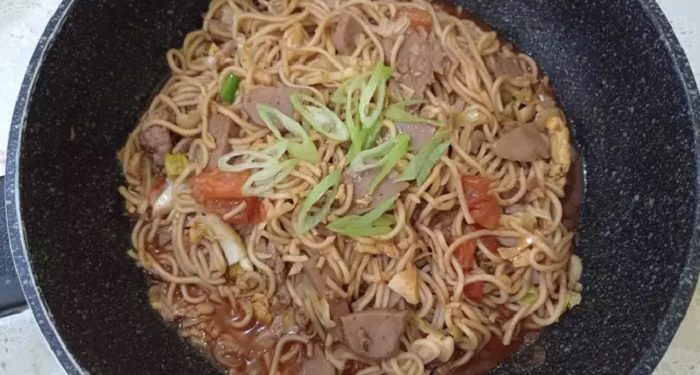 Mie Nyemek Gochujang Fusion
