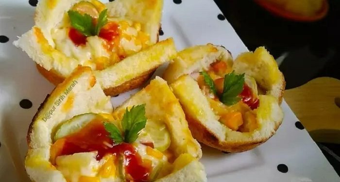 Sarapan Unik dengan Roti Mangkuk Sayur dan Buah