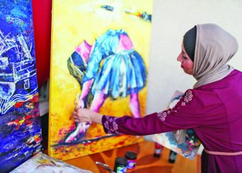 Seniman Palestina Menggambarkan 'Bom Berdetak' di Gaza