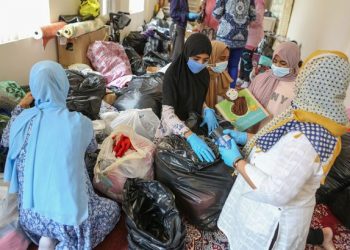 Masjid di Inggris Kebanjiran Sumbangan untuk Pengungsi Afghanistan