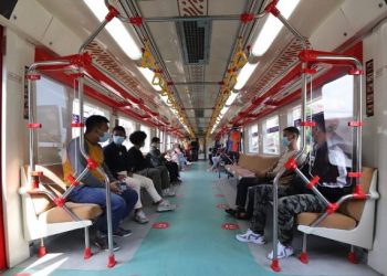 Kini Naik KRL Hanya Tunjukkan Sertifikat Vaksin