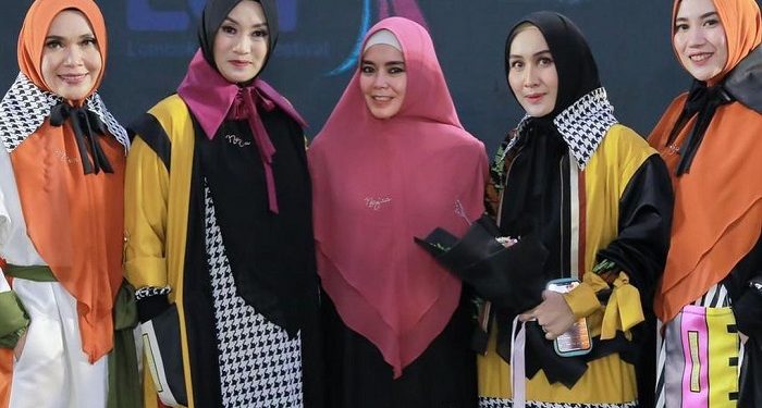 Najua Yanti Hadirkan Koleksi Dinamis di Ajang LSF 2021