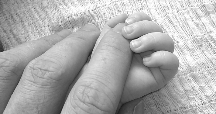 Pastikan Pelekatan Menyusui Si Kecil Benar