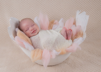 Bayiku Sudah Tersenyum Sejak Hari Pertamanya!