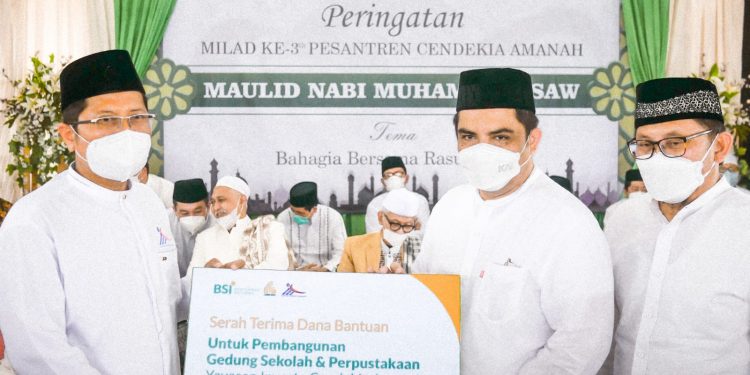 BSI dan Laznas BSMU Bersinergi Tingkatkan SDM Pesantren untuk Pacu Ekosistem Halal