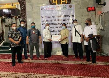 300 Anak Mendapatkan Layanan Khitanan Massal