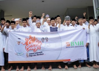 Ribuan Santri Nikmati Paket Gizi dari BMH Jawa Timur di Hari Santri Nasional