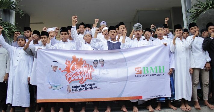 Ribuan Santri Nikmati Paket Gizi dari BMH Jawa Timur di Hari Santri Nasional