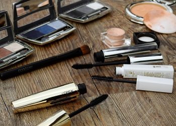 Bun, Jangan Buru-buru Pasang Eyelash Extention, Baca Dulu Hukum Menanam Bulu Mata