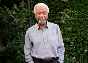 Novelis Muslim Raih Hadiah Nobel Sastra 2021