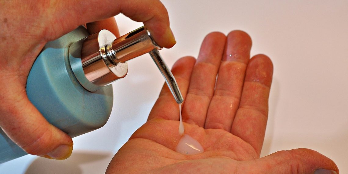 Mengenal Komedo, Penyebab dan Cara Mengatasinya