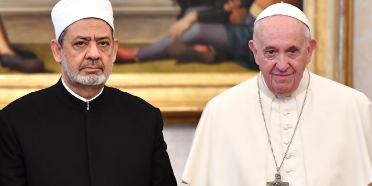 Al-Azhar’s Grand Imam, Pope Francis Issue Urgent Call to Combat Climate Change