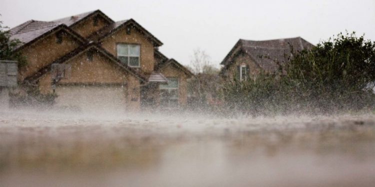 Hujan itu Rahmat dari Allah