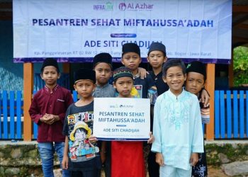 Sambut Hari Santri Nasional, LAZ Al Azhar Hadirkan MCK untuk Ponpes Sehat Miftahussa'adah
