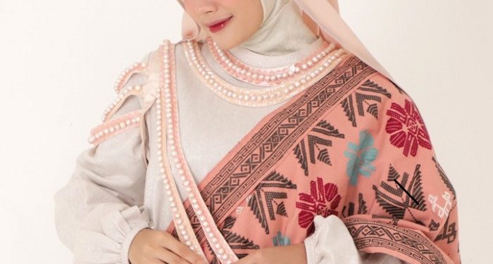 Keindahan Pulau Lombok di Busana Muslim Irna Mutiara