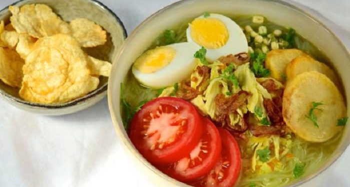 Dimusim Hujan Coba Resep Soto Ayam Betawi dengan Sensasi yang Berbeda