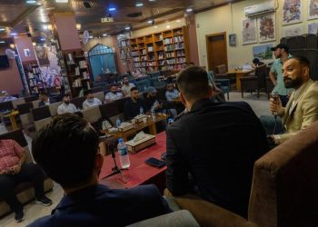 Sebuah Kafe Buku di Mosul Didik Kesadaran Politik Jelang Pemilu Irak