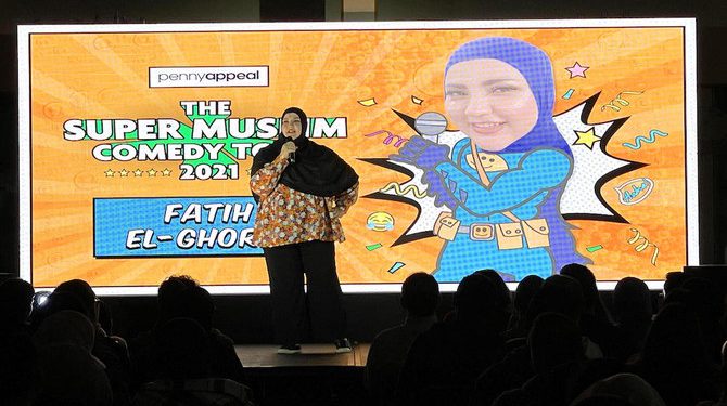 Komedian Muslim Tur ke Inggris untuk Bantu Orang Melawan Pandemi