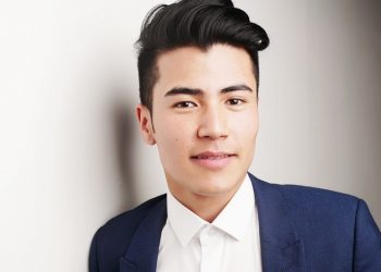 Tahukah Ayah, Meminyaki Rambut Merupakan Bagian dari Adab terhadap Rambut