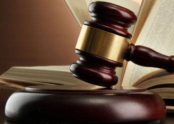 Pengacara Fadwa Hammoud Jadi Muslimah Pertama yang Muncul di Mahkamah Agung AS