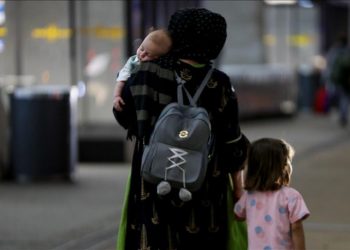 Hampir Setengah dari Semua Pengungsi Afghanistan di AS adalah Anak-anak