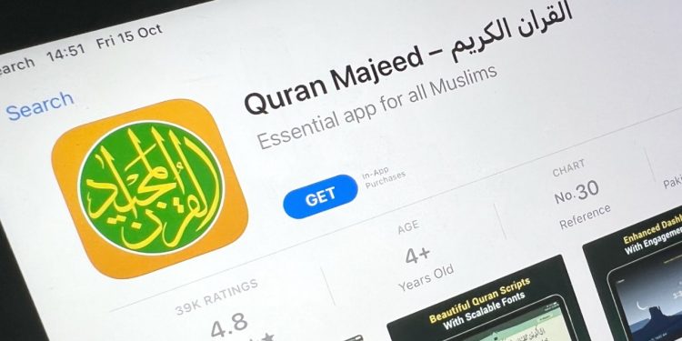 Apple Hapus Aplikasi Quran Populer untuk Pengguna di China