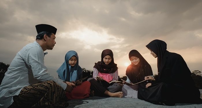 Makna Generasi Qurrata'ayun