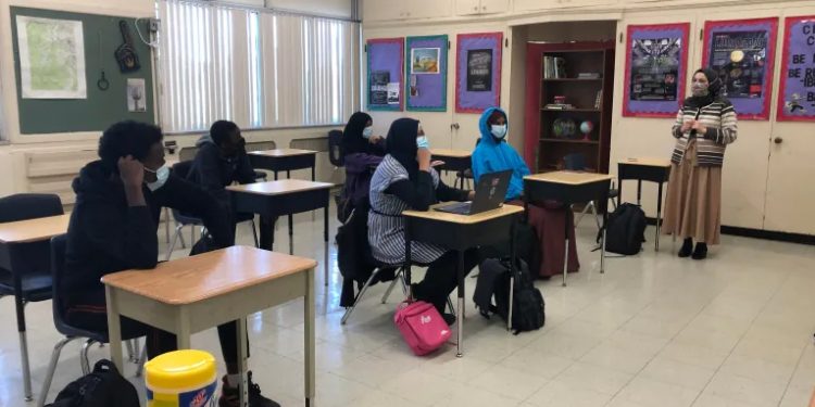Siswa Windsor Ingin Orang-orang Belajar Tentang Islam di Bulan Warisan
