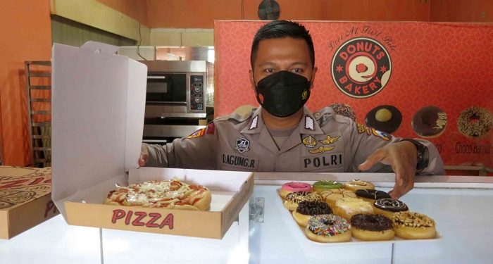 Kisah Anggota Polisi Raih Omzet Rp14 Juta Per Bulan dari Berbisnis Donat