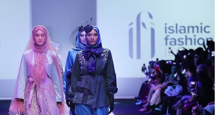 Kolaborasi TikTok Bersama Desainer Ternama Hadir di Jakarta Fashion