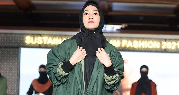 ISEF 2021: Koleksi Busana I Want to Break Free by Najua Yanti