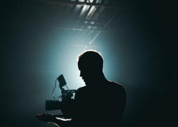 Mengenal Revenge Bedtime Procrastination, Penundaan Waktu Tidur dan Cara Mencegahnya