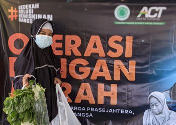 Operasi Pangan Murah, ACT Layani Ratusan Masyarakat Bantaran Kali Code, Yogyakarta