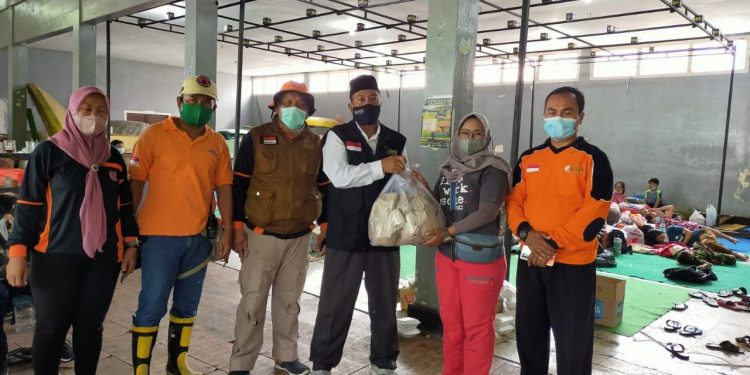 Laznas BMH Terjunkan Relawan untuk Korban Banjir Malang