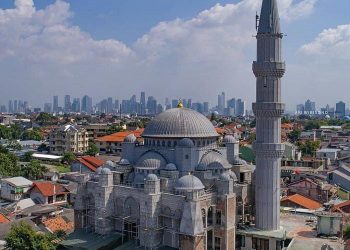 Masjid Jami Al Fajri Replika Masjid Biru di Turki