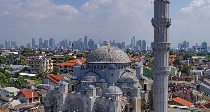 Masjid Jami Al Fajri Replika Masjid Biru di Turki