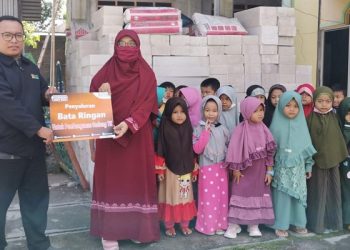 BMH Surakarta Salurkan Bantuan untuk Pembangunan Lembaga Pendidikan