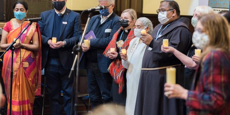 Para Pemimpin Agama Berdoa untuk Planet Bumi di COP26