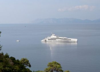 Bill Gates Rayakan Ultah ke-66 Bersama dan Bos Amazon di Mugla Turki