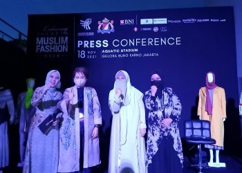 Embracing JMFW 2021, Upaya Indonesia Jadi Kiblat Busana Muslim