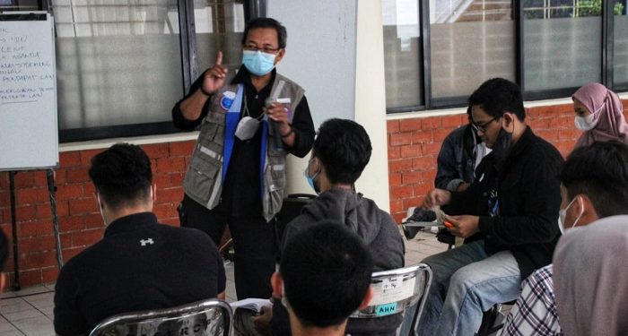Relawan ARM HA-IPB Belajar Manajemen Bencana