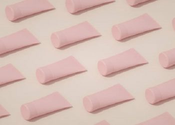 Produk Skincare yang Perlu Dimiliki Jelang 2022