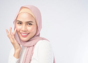Tips Makeup agar Wajahmu Terlihat Lebih Segar